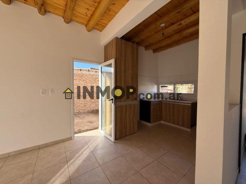 Venta de casa a estrenar en Guaymallén