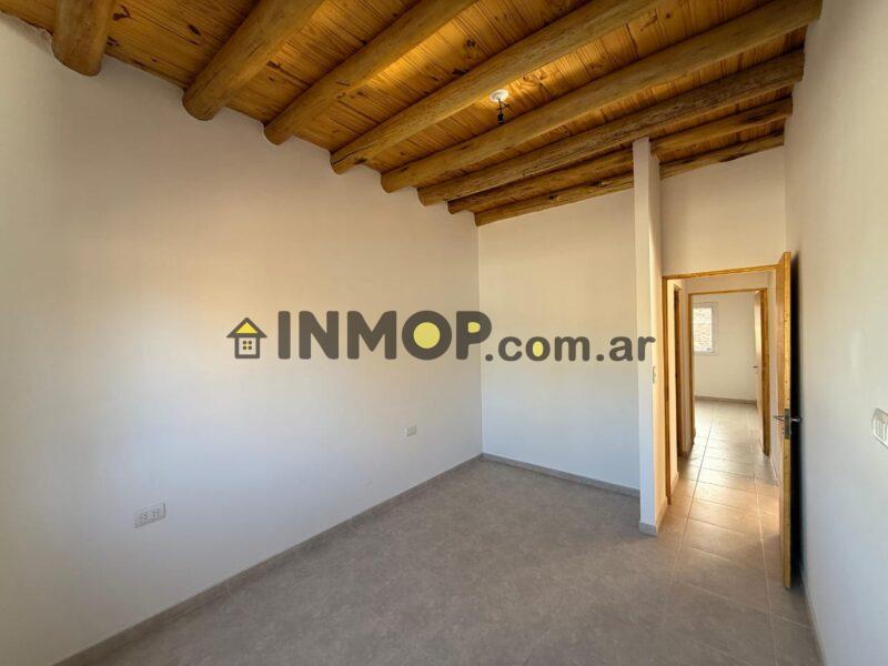 Venta de casa a estrenar en Guaymallén