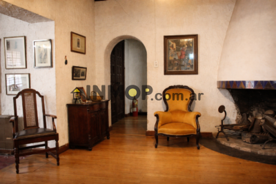 Venta Casona Histórica "La Fanita" en Maipú