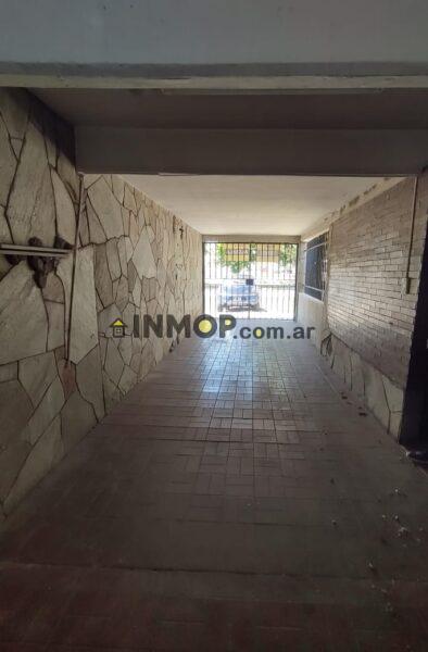 Venta casa en Barrio Fuchs Godoy Cruz - 4 Dormitorios Frente Chango Más