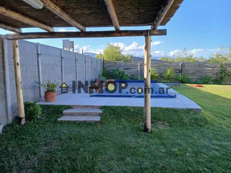 Venta Lote con Quincho y Pileta en Luján de Cuyo - 1000m²