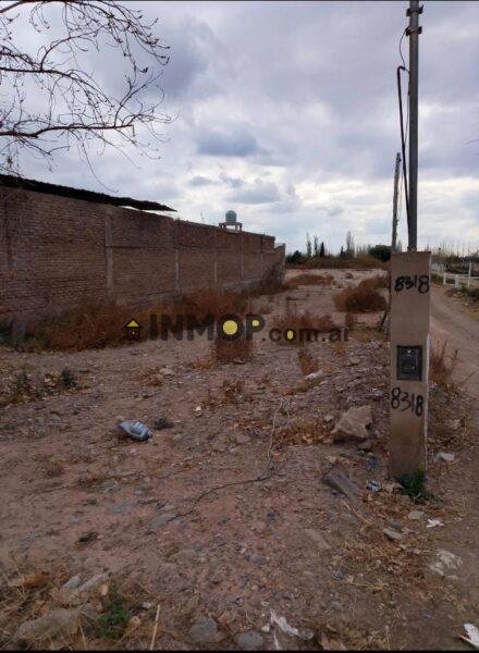 Excelente Lote en venta de 5200 mt2 en Corralitos, Guaymallen sobre el Carril Godoy Cruz. Servicios en puerta